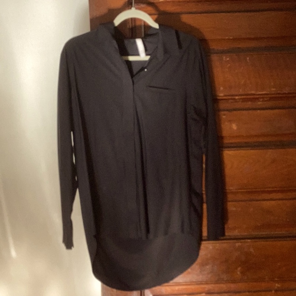 Athleta button down shirt